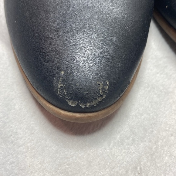 G.H Bass black booties size 8.5 - Picture 2 of 7